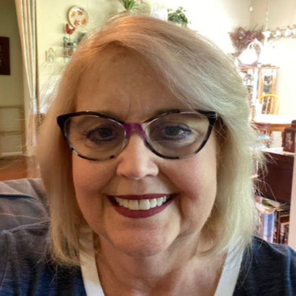 Meet your Posher, Crystal - Picture 1 of 1